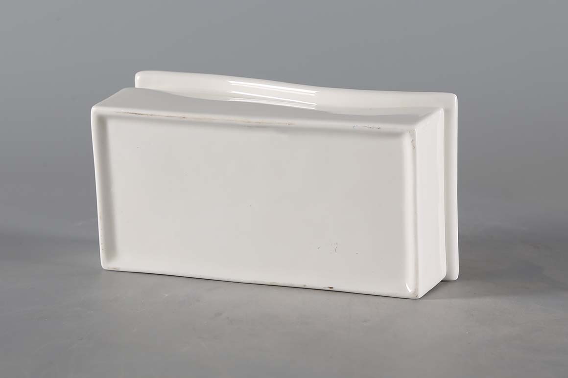 55aeb1bc6ba047bf3fbfcf432f821acb.jpg 0114 波浪糖缸b1.jpg